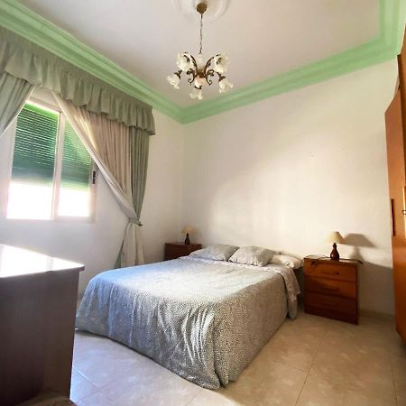 La Malvarrosa Beach Rooms In Shared Apartment Валенсия Экстерьер фото